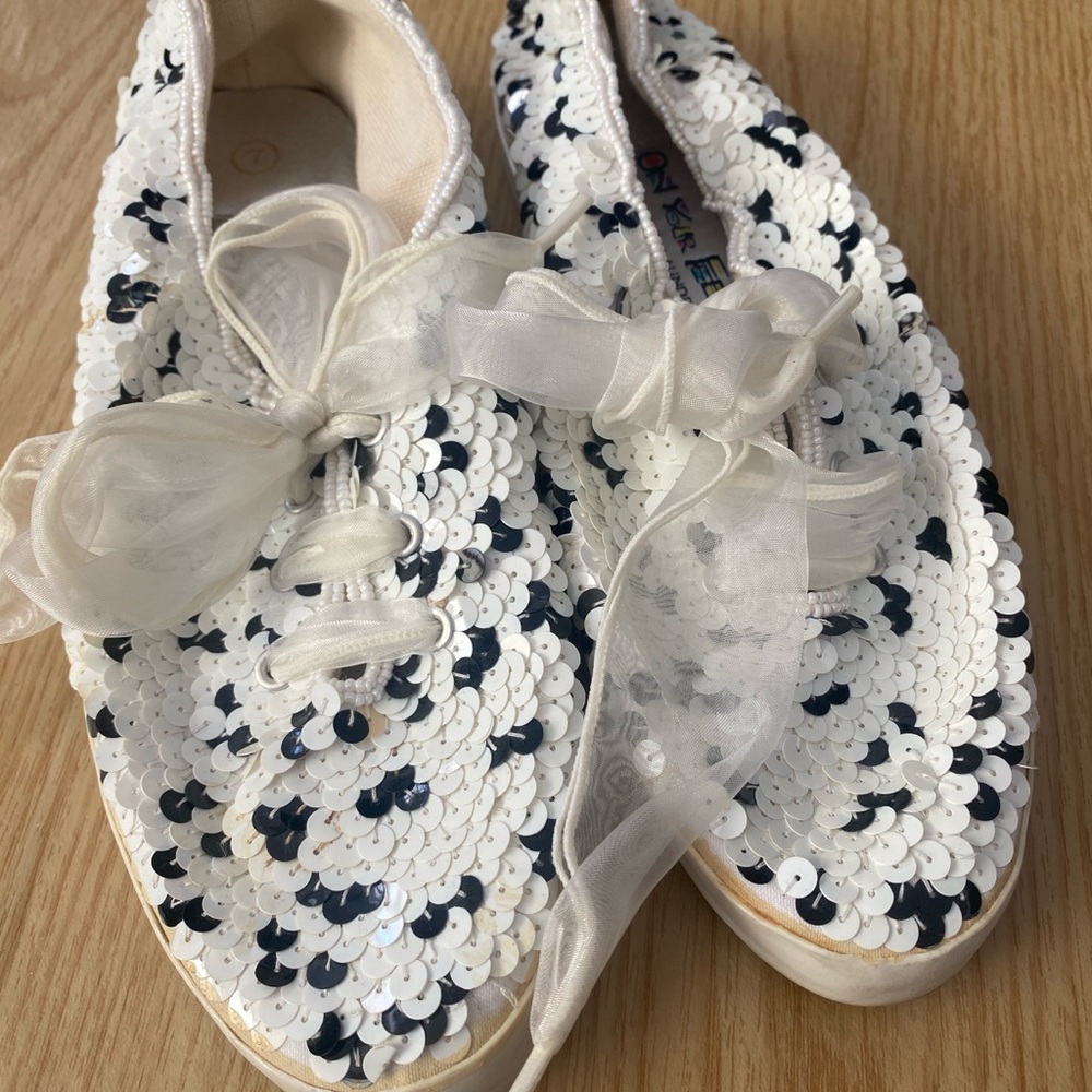 Chinese Laundry White and Black Sequin Sneakers Size 7 wedding sneakers
